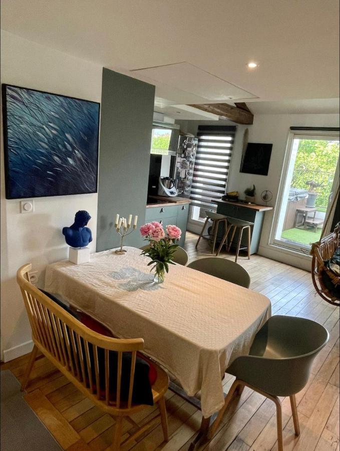 Apartamento Coeur De Lyon Avec Terrasse Et Jacuzzi Exterior foto