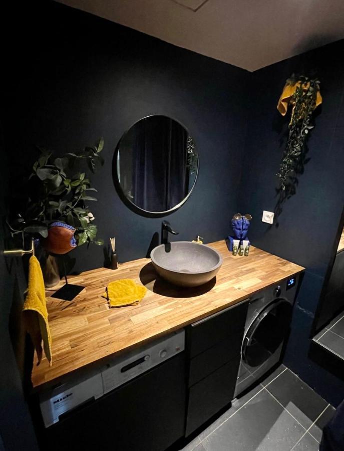 Apartamento Coeur De Lyon Avec Terrasse Et Jacuzzi Exterior foto