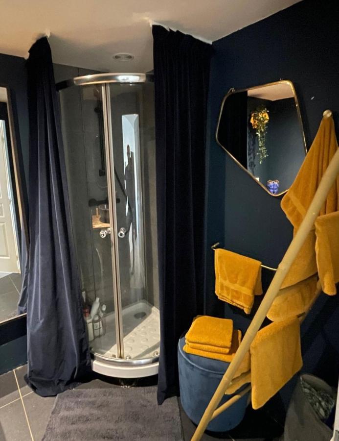 Apartamento Coeur De Lyon Avec Terrasse Et Jacuzzi Exterior foto